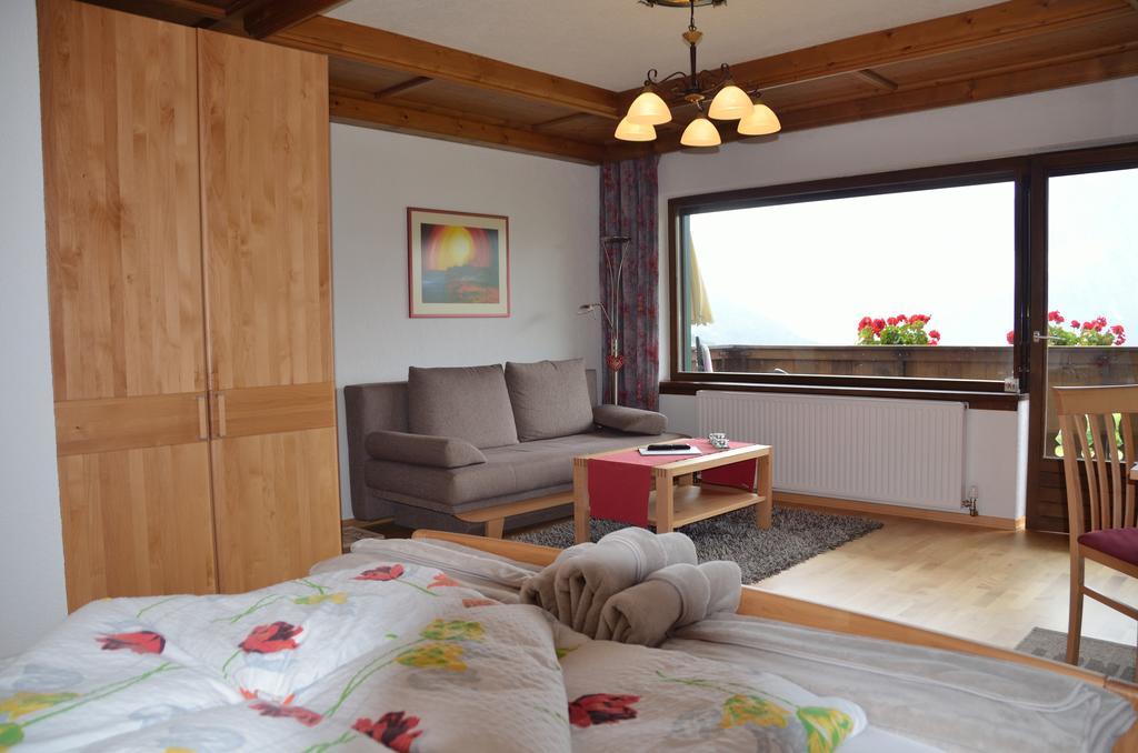 Straganzhof Villa Iselsberg Szoba fotó